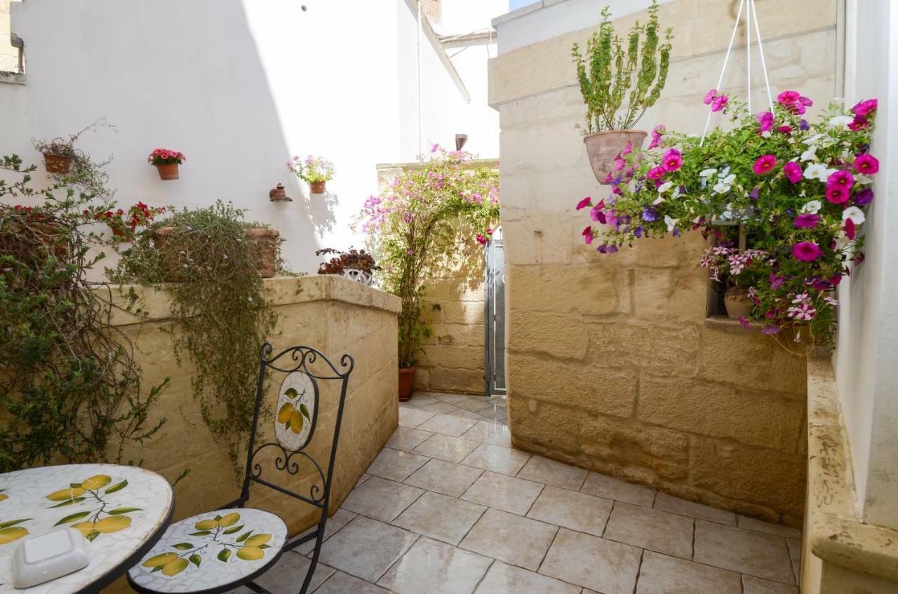 Bed and Breakfast 19Venti Lecce Exterior foto